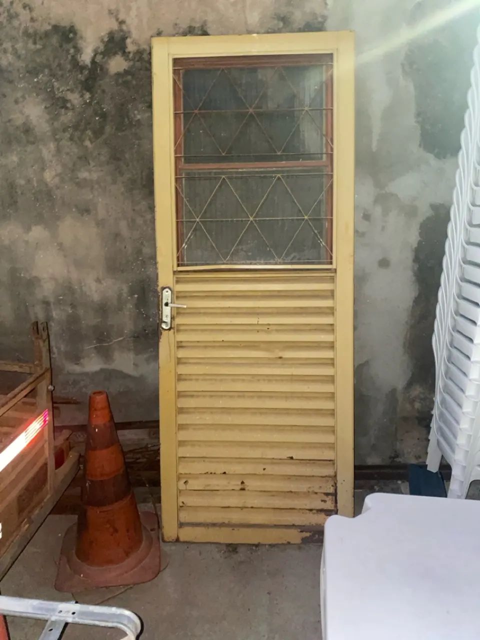 Porta de aço com vidro