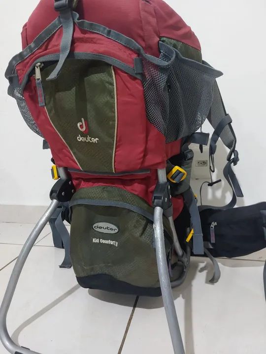 Mochila Deuter Kid Comfort II para carregar crianças - Foto 2