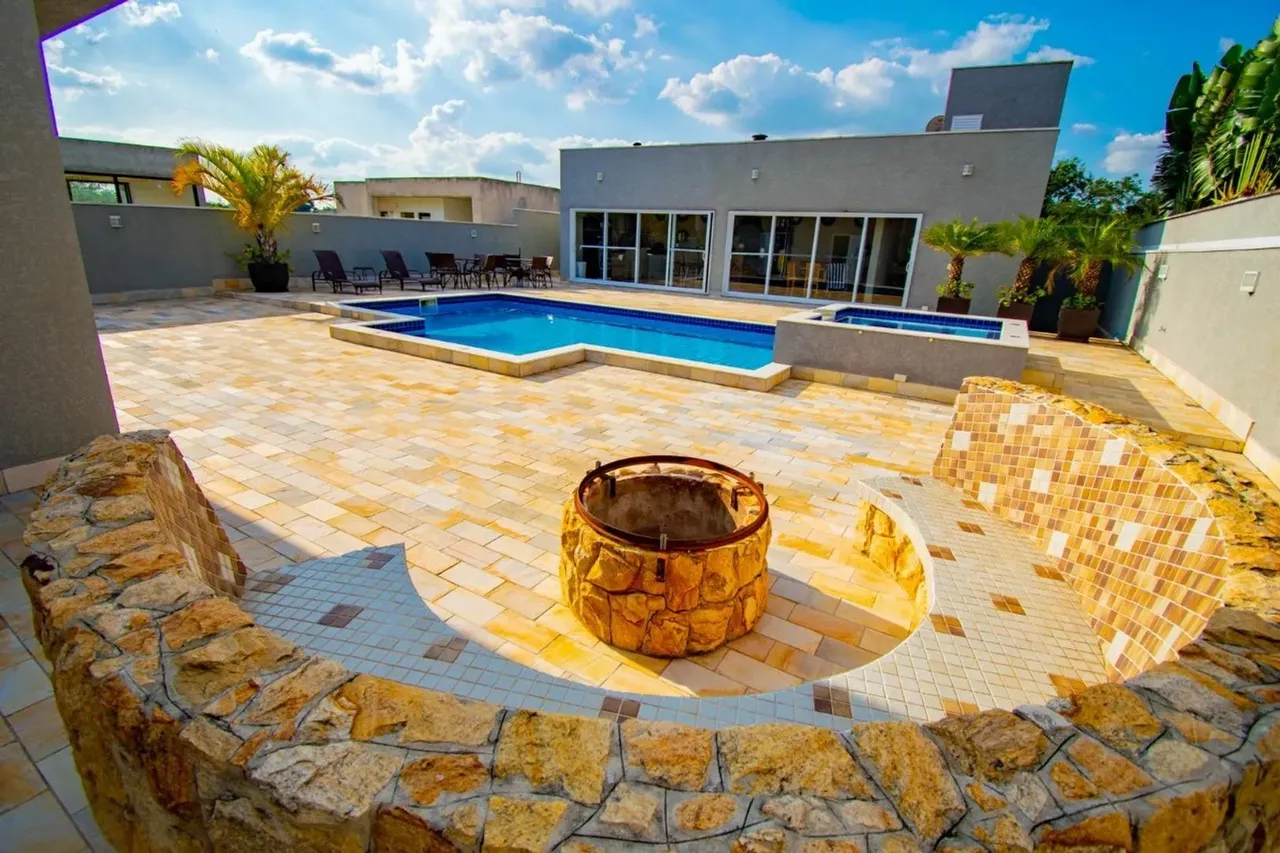 Casa de condomínio em Alameda Pintassilgo - Condomínio Residencial Shamballa II - Atibaia/