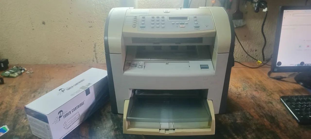 Impressora Multifuncional HP LaserJet M1319f mfp e toner novo 