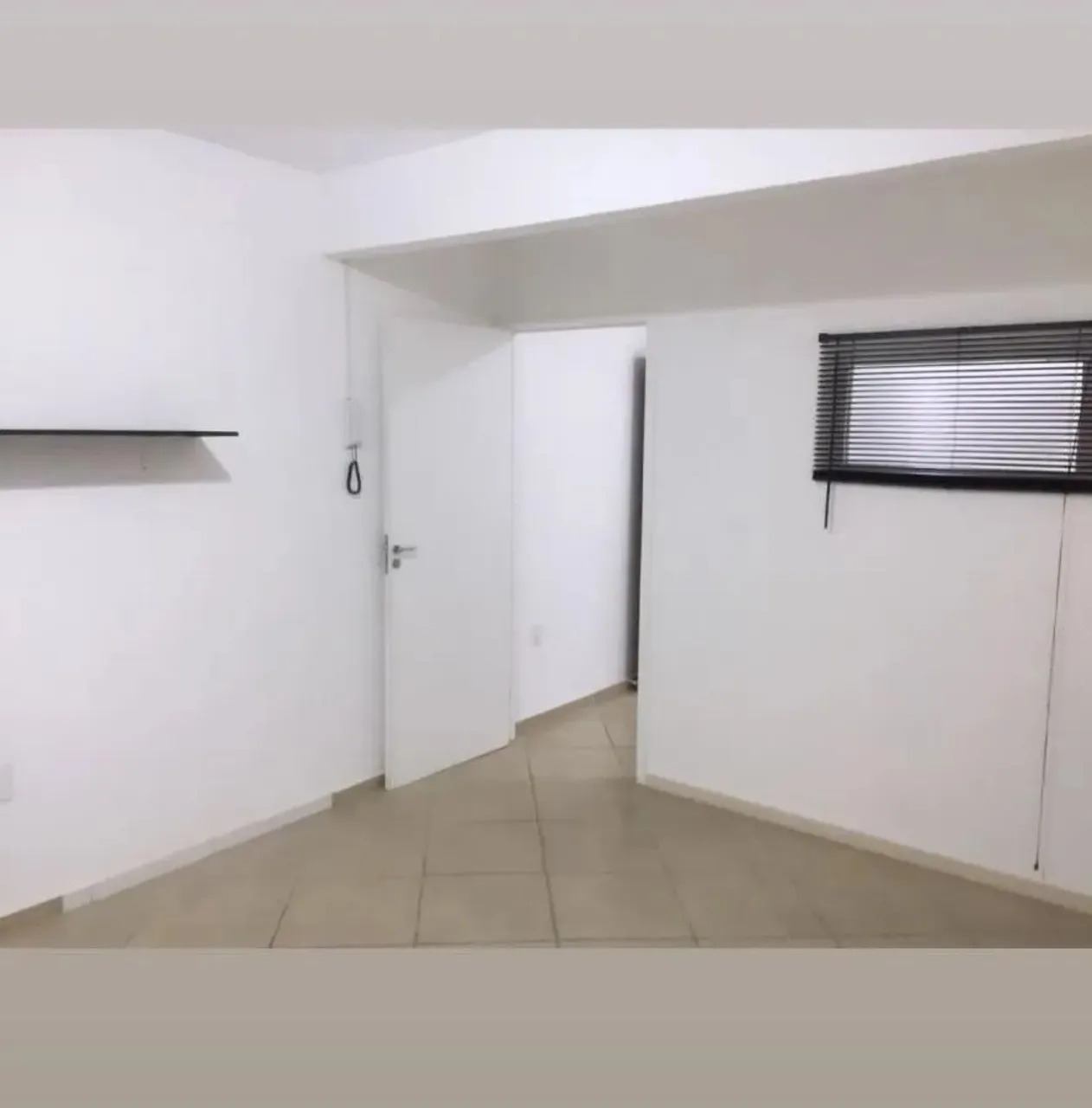 Sala Comercial para Venda em Volta Redonda, Aterrado, 1 banheiro