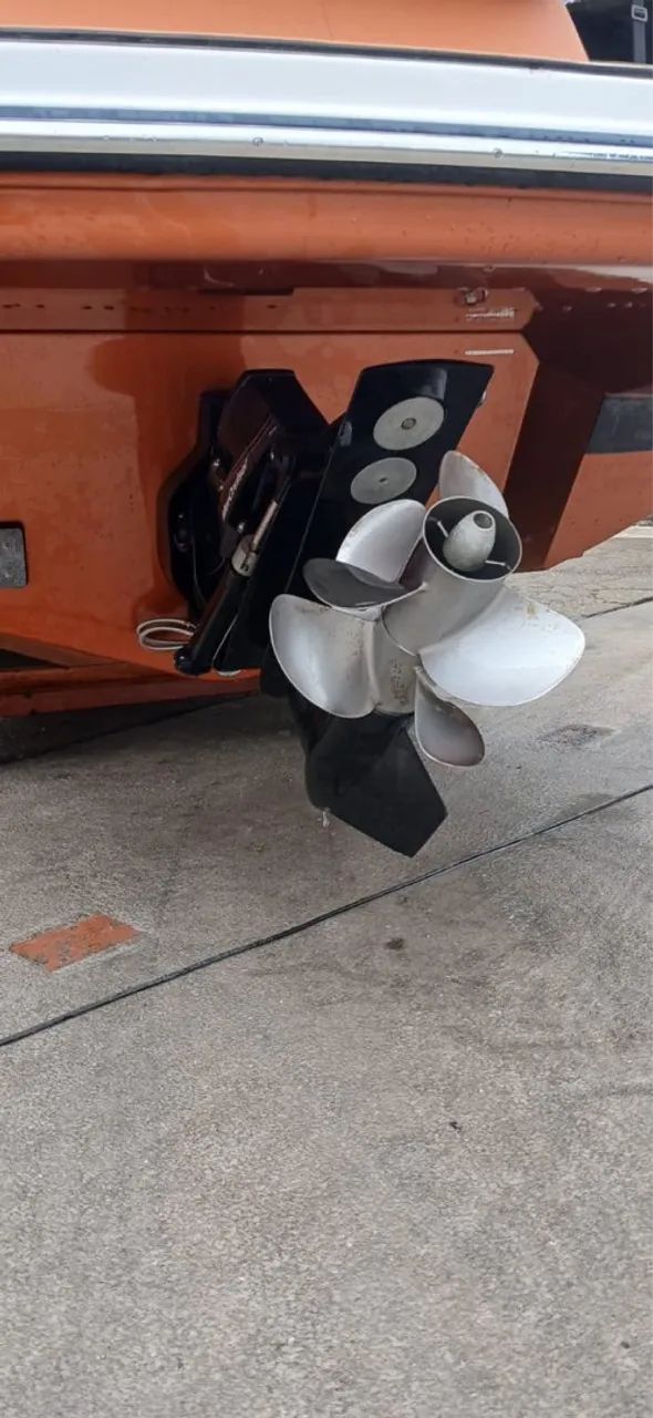 Lancha Triton 300 Sport  - Foto 9