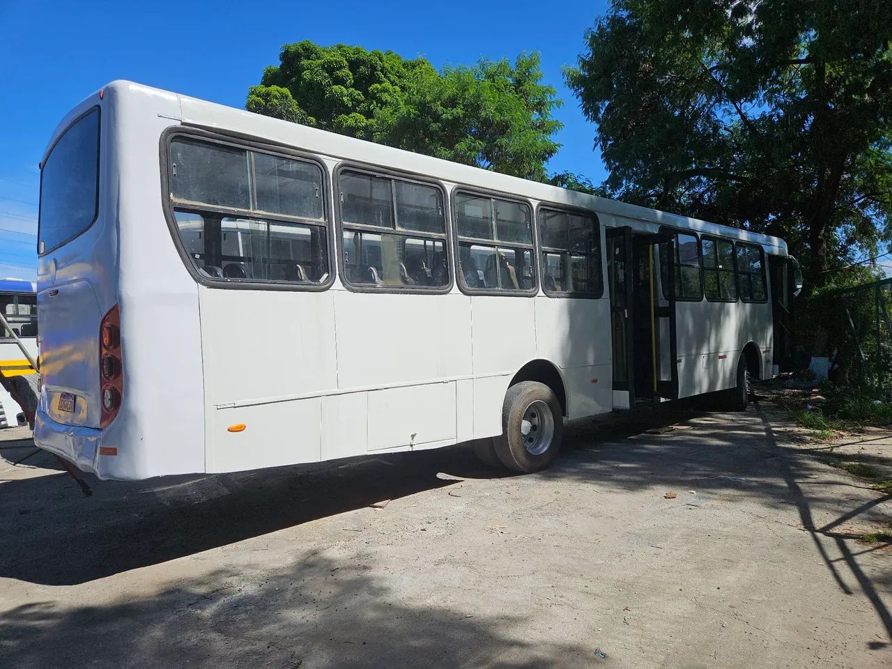 Mercedes-Benz Apache 2010 dianteiro - Foto 13