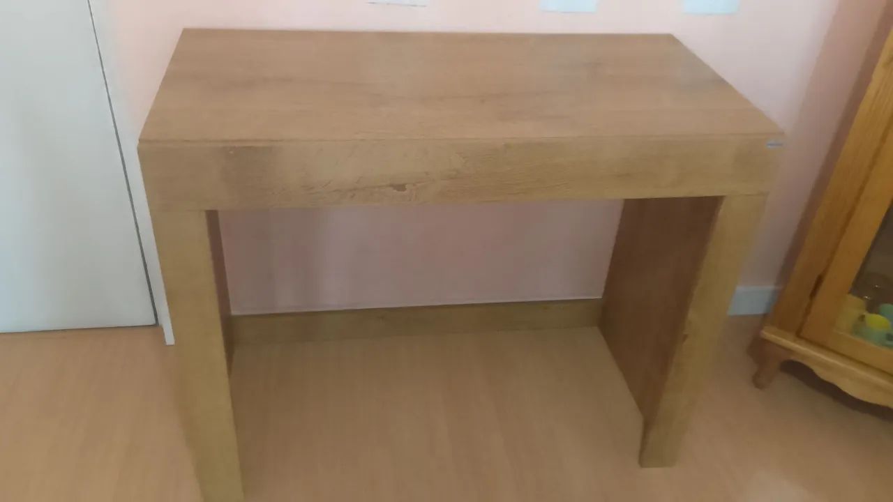 Mesa de madeira - estilo rústico