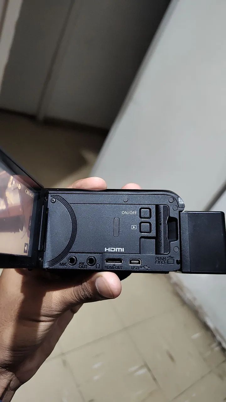 Filmadora Canon VIXIA HF R800 HD 57x Zoom - Foto 3