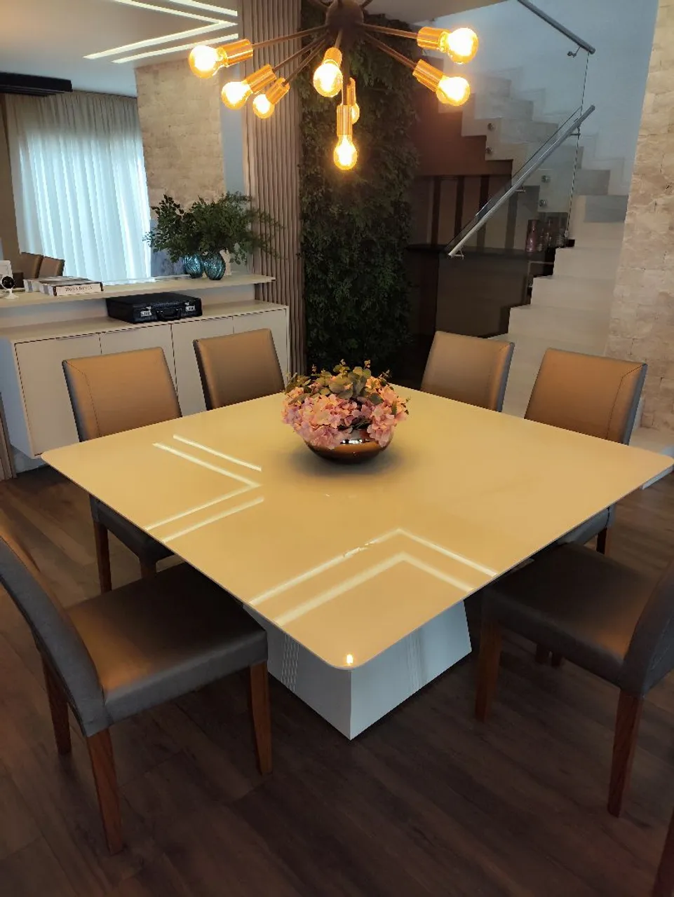 Mesa de Jantar Quadrada Moderna 1,40 x 1,40