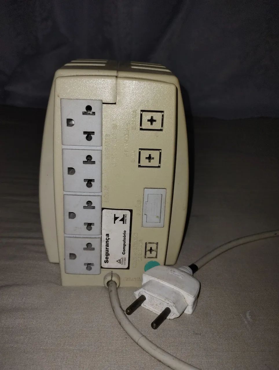 Estabilizador usado, funcionando perfeitamente, BleckFraid.