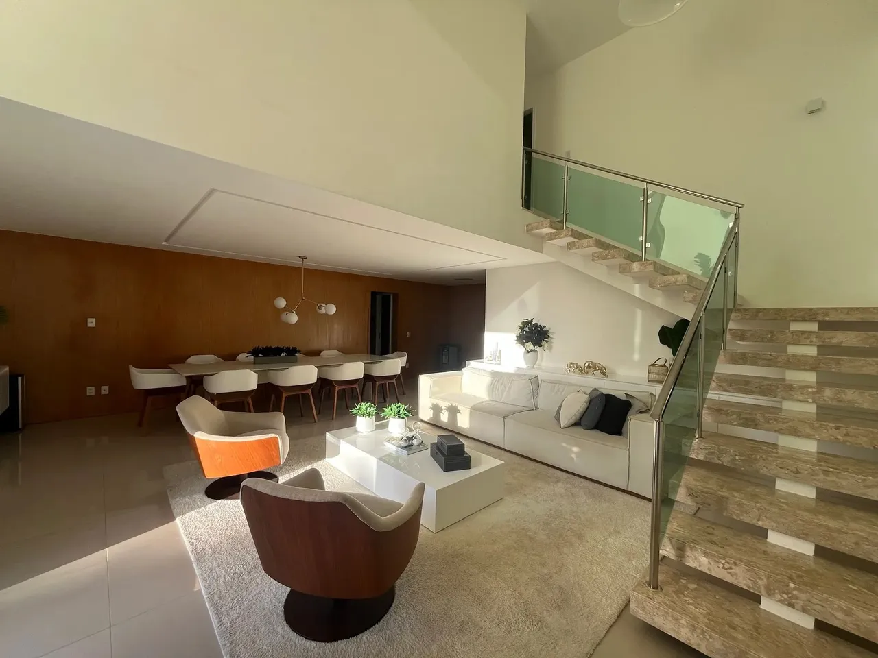 Duplex de luxo todo mobiliado no Bosque do Palemiras
