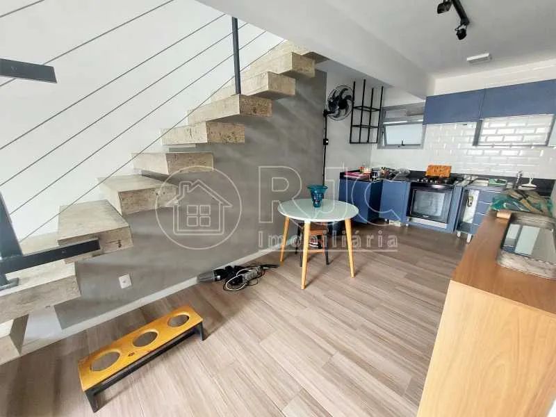 Cobertura para venda tem 70 metros quadrados com 1 quarto em Centro - Rio de Janeiro - RJ - Foto 4