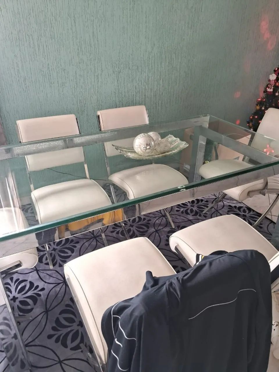 Mesa de Jantar de Alumínio com Vidro e Cadeiras - Foto 3