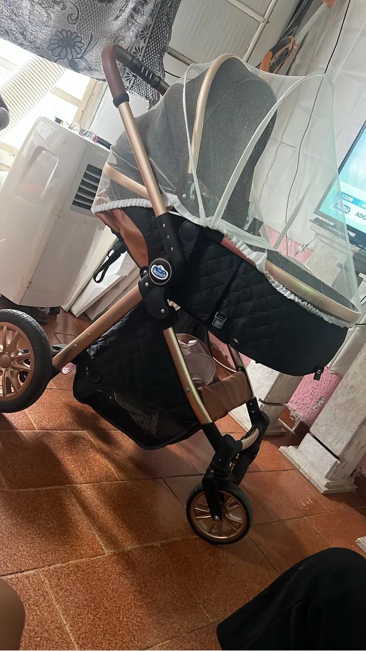 Carrinho de bebê luxo - Foto 2