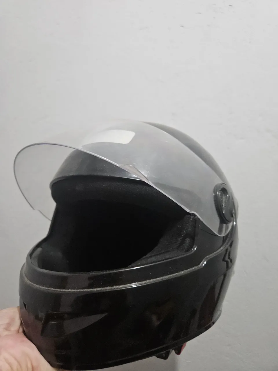 Capacete preto infantil