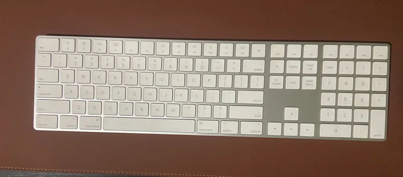 Apple Magic Keyboard 2 + Mouse Apple 1 - Foto 2