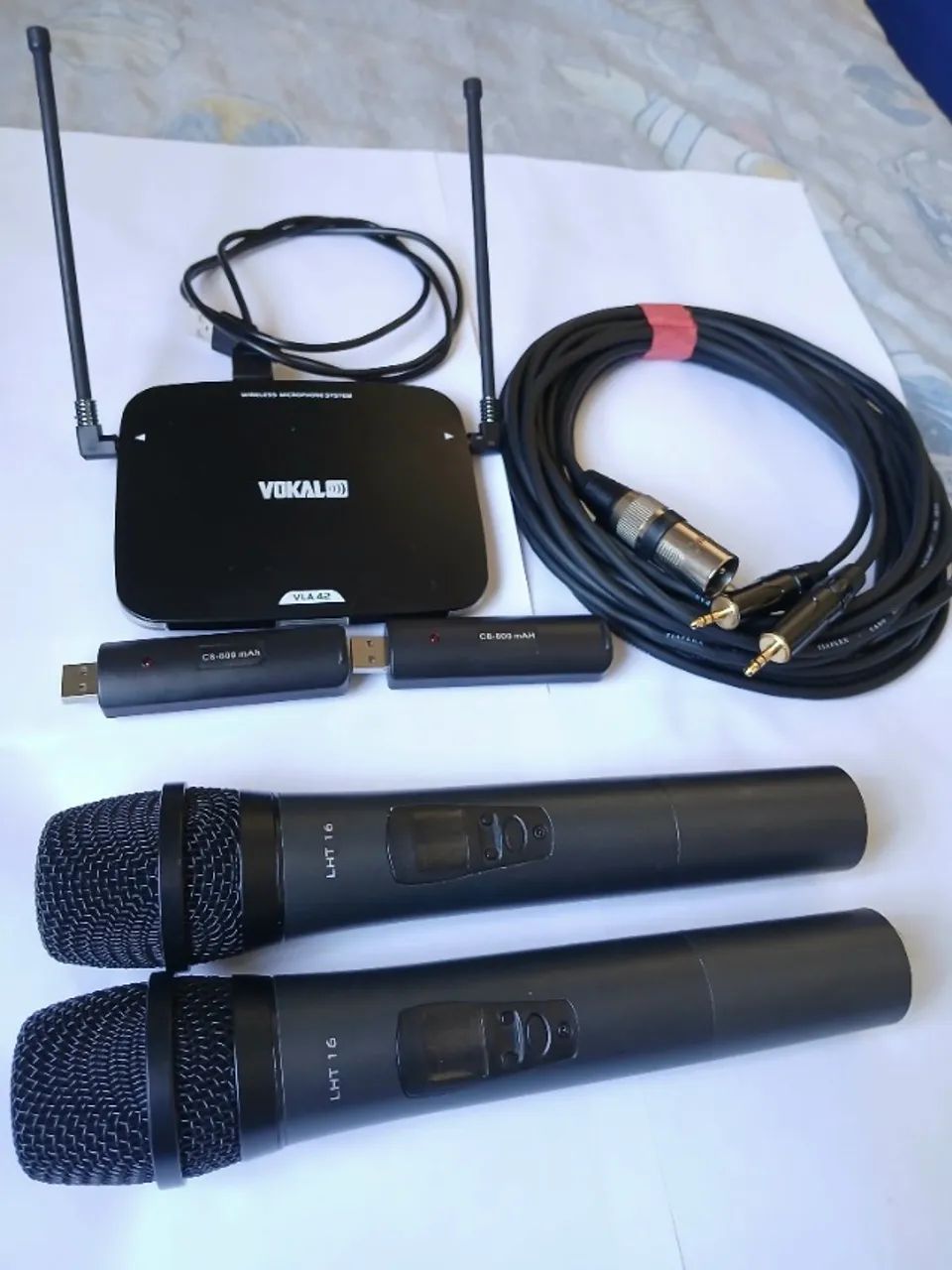 Microfone Vokal Sem Fio Profissional 