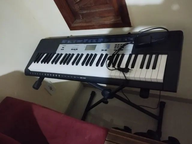 Teclado Musical Casio TCK-1550 sem suporte