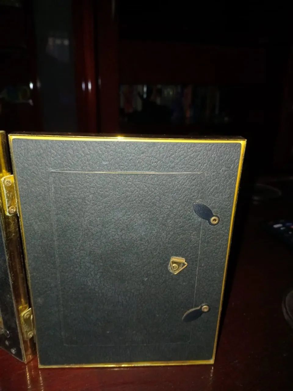Porta-retratos E Relógio Com Detalhes Dourados - (Usado) - Foto 3
