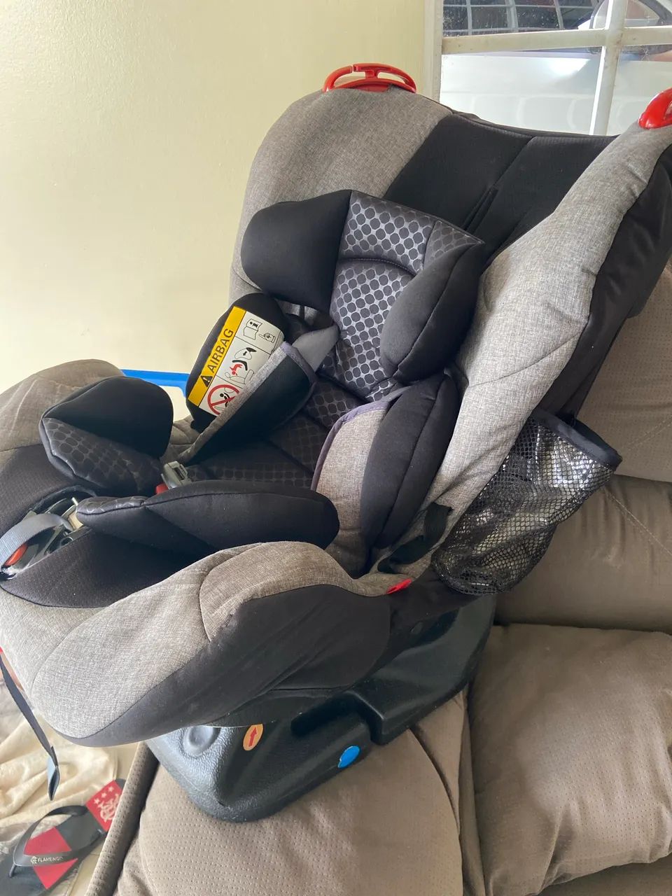 Vendo cadeirinha para criança para carro - Foto 4