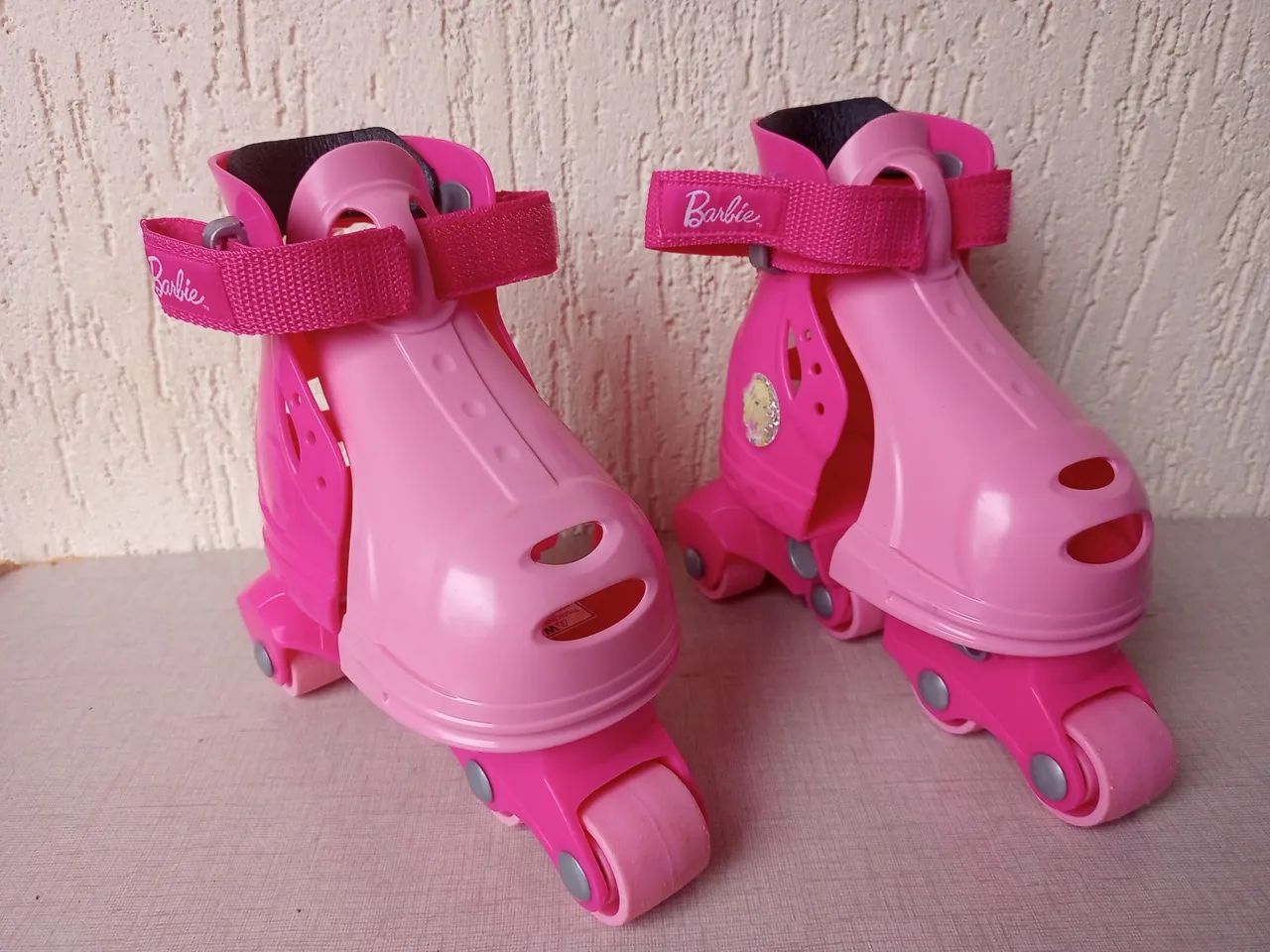 Patins Barbie Mattel Infantil  suporta até 20 kg 