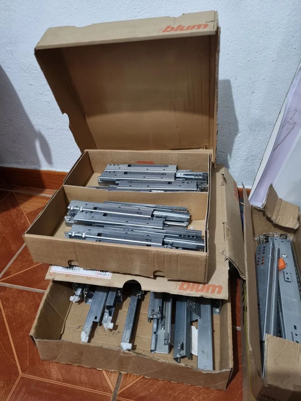 Corrediça invisível Blum
