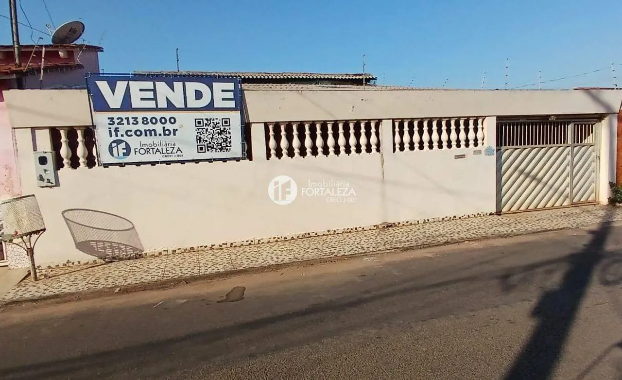Casa à venda, 3 quartos sendo 1 suíte, 3 vagas, Conjunto Tucumã - Rio Branco/AC