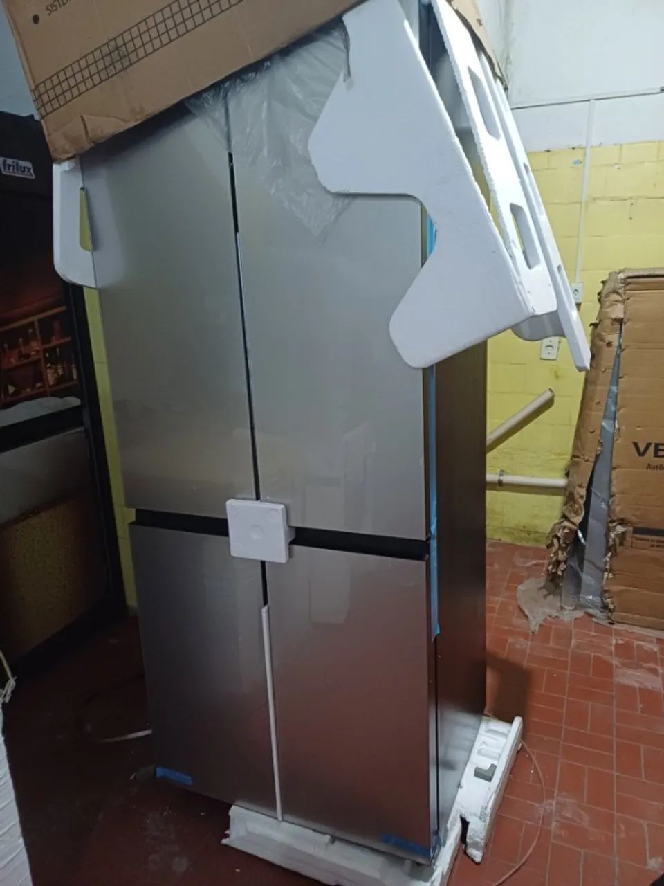 Refrigerador Cuisinart Multidor 518 lts prata mod. rf-518 wpg-220V