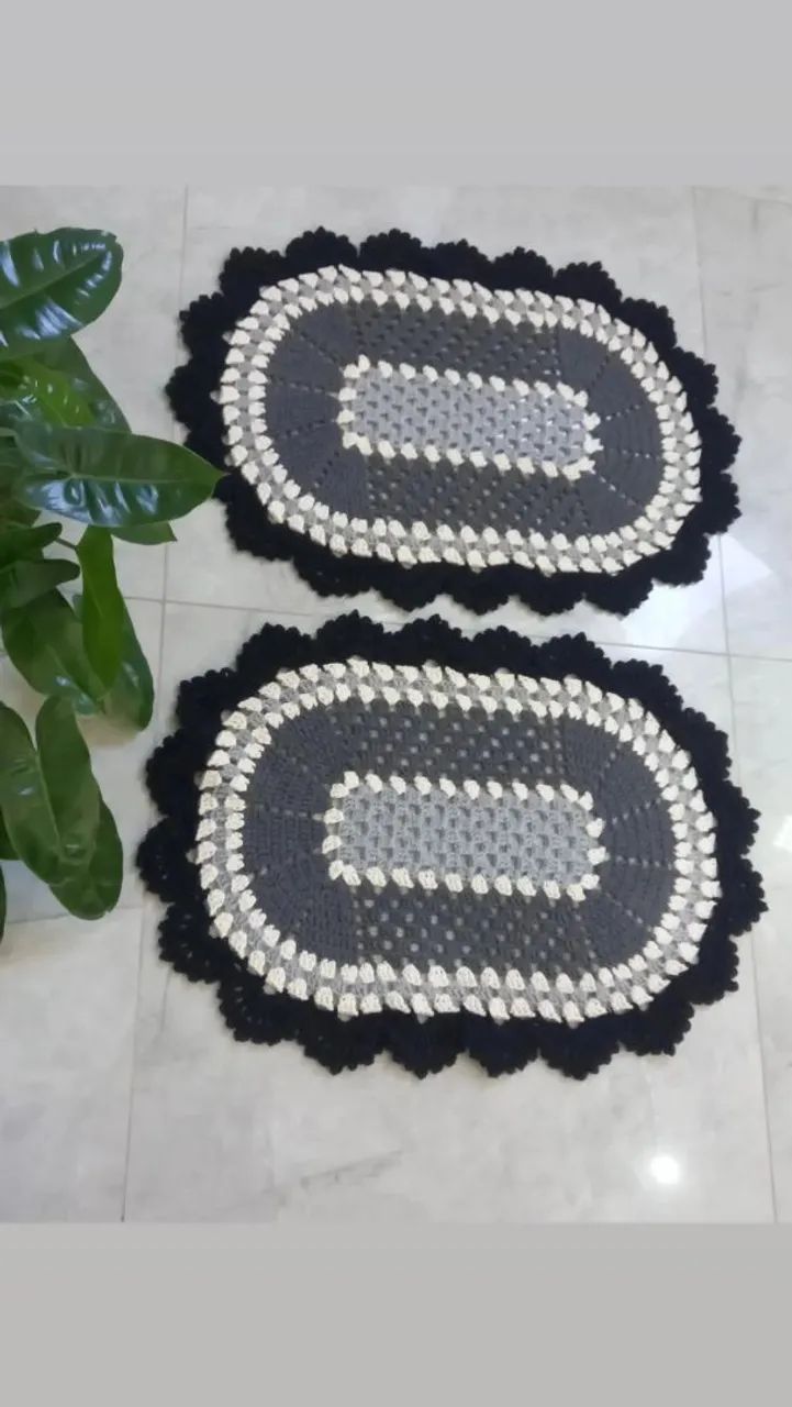 Par de tapetes preto com cinza 
