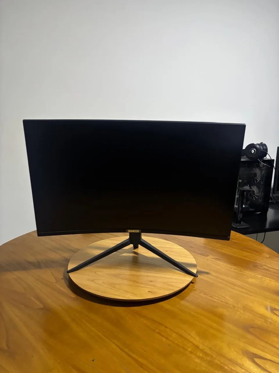 MONITOR 32 POLEGADAS EM EXCELENTE ESTADO!! 64168566657281120