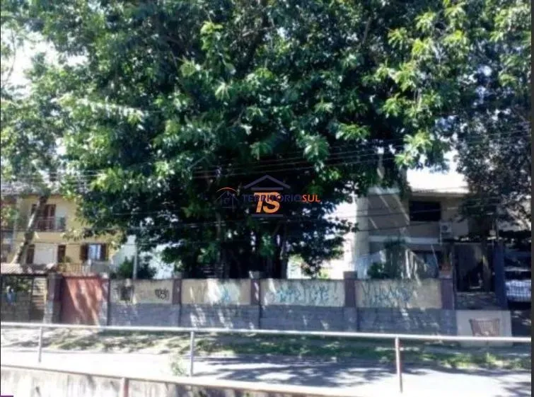 Terreno para Venda - 561m², 0 dormitórios, Guarujá