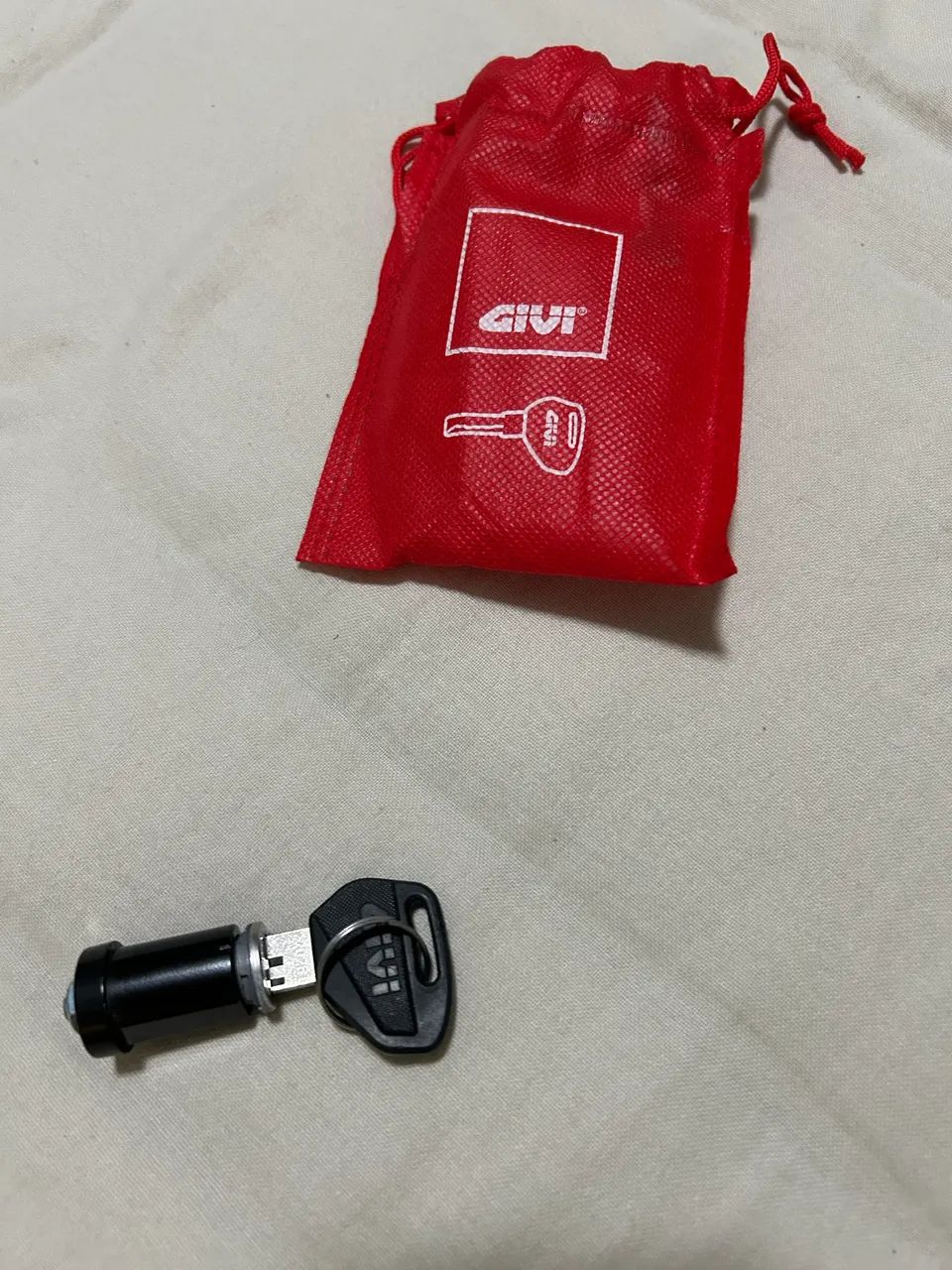 1 chave e tambor GIVI Trekker