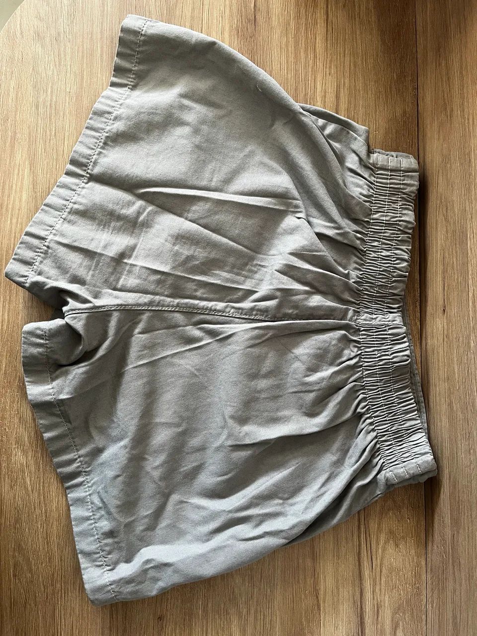 Short saia C&A cinza  - 36 - Foto 3