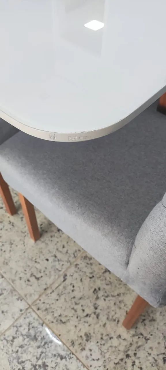 Dining Table and Chairs Set – Modern and Elegant!64739708485378122