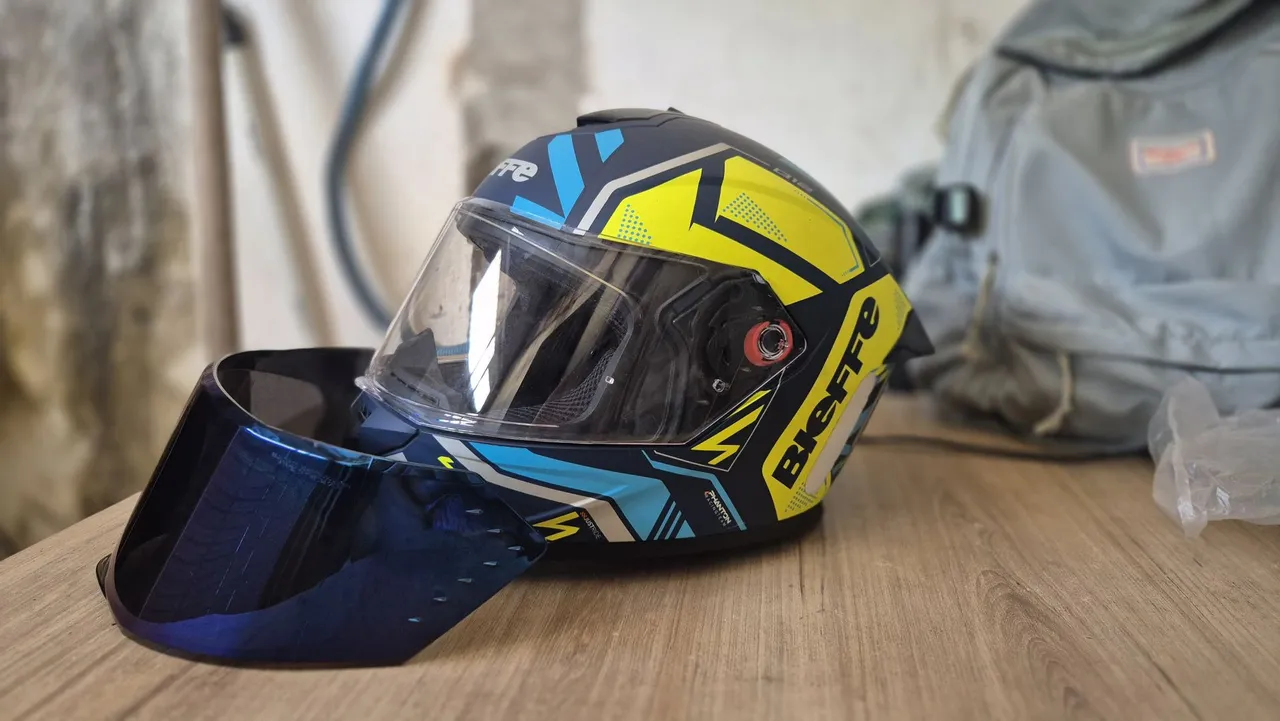 Capacete Bieffe Phantom - Semi novo