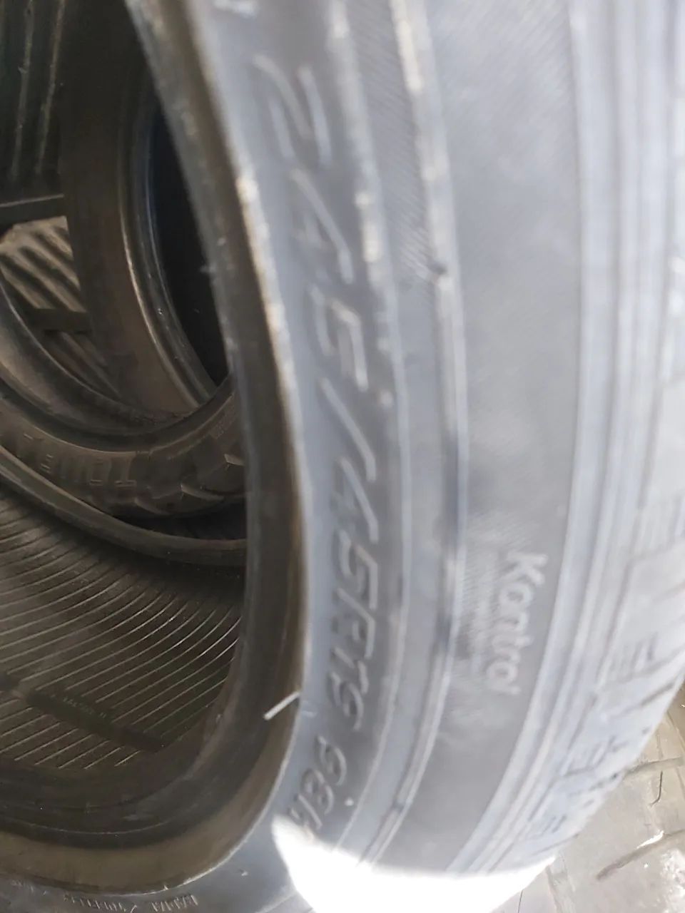 Vendo par de pneus aro 19 - Foto 2