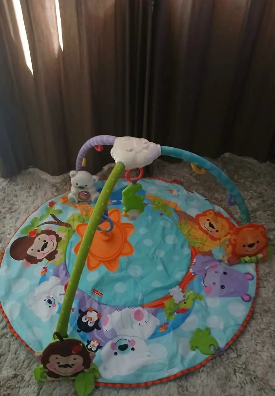 Tapete de atividades Fisher Price Som&Luzes Brinquedos e Jogos