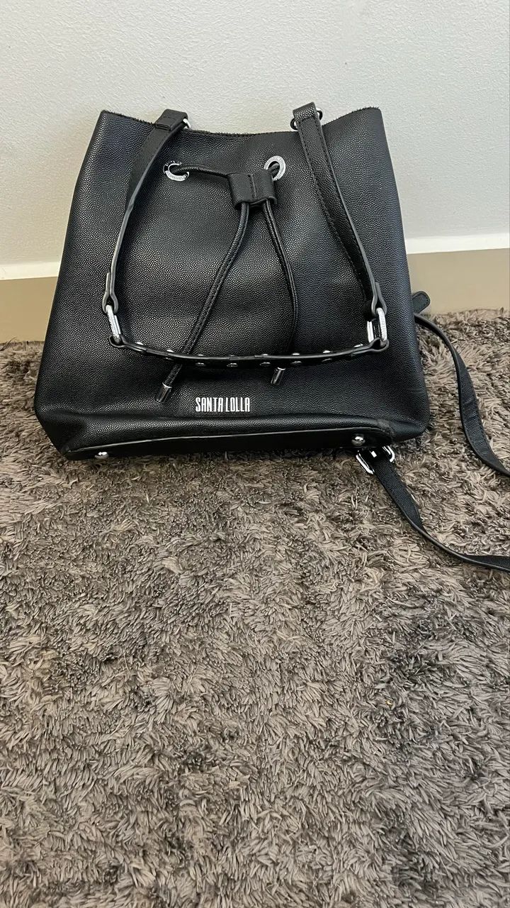 Bolsa Santa Lolla preta
