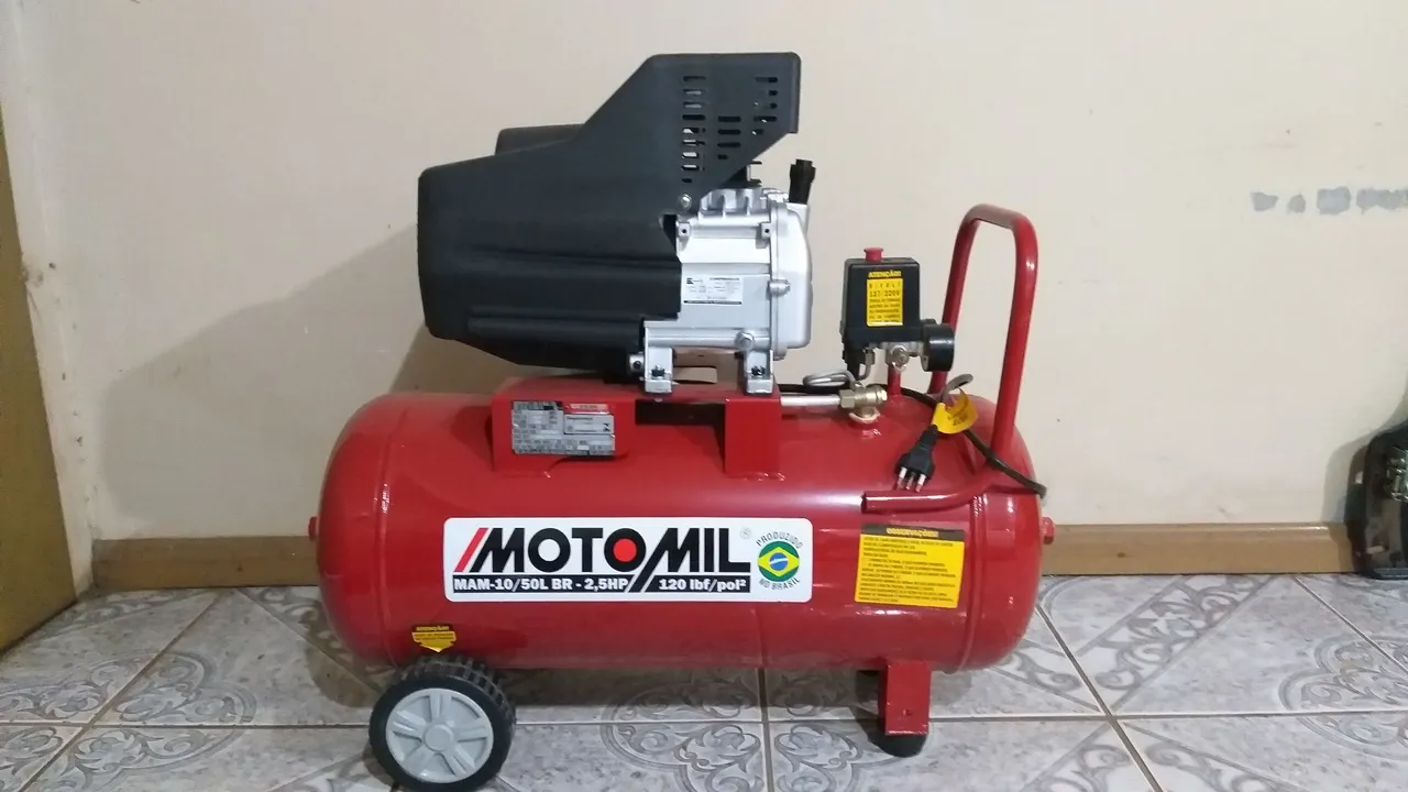 Compressor de Ar Moto Mil 10/50L 2,5HP 120 lbf/pol²