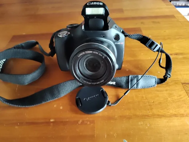 CANON DIGITAL SEMI-PROFISSIONAL SX40HS, COM IMAGE STABILIZER ULTRASONIC. LENTE ZOOM 35Xis,