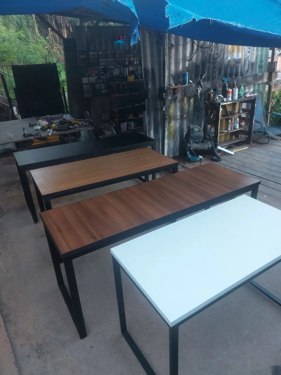 Mesa de escritório com design moderno - Foto 4
