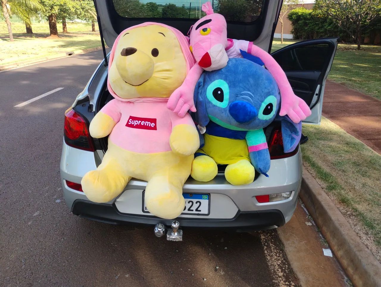 Pelúcias Winnie the Pooh, Stitch e Pantera cor-de-rosa