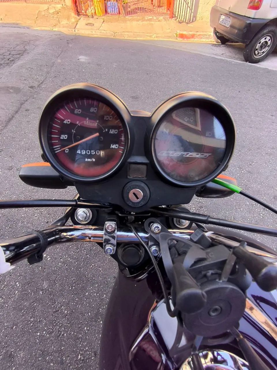 Moto nova único dono pouco km para o ano dela  - Foto 5