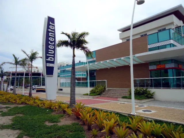 Alugo Sala Comercial no Condomínio Blue Center - Barra da Tijuca