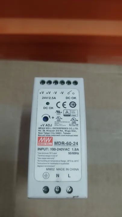 Fonte Chaveada MW MDR-60-24 100-240VAC 1.8A 24V 2.5A