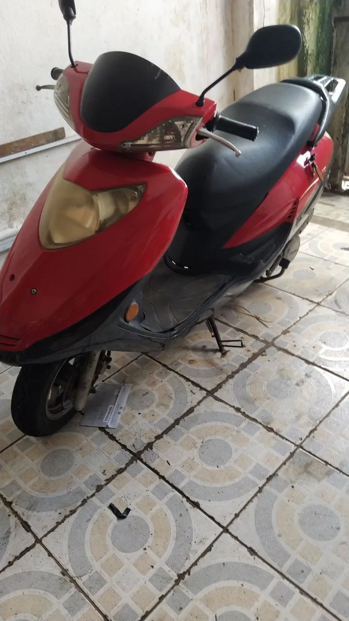 Motocicleta vermelha