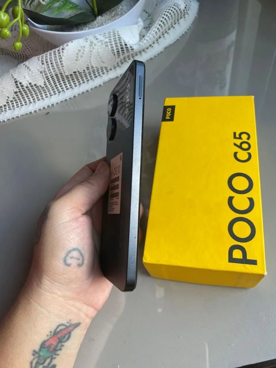 POCO C65 - semi novo 256g - Foto 3