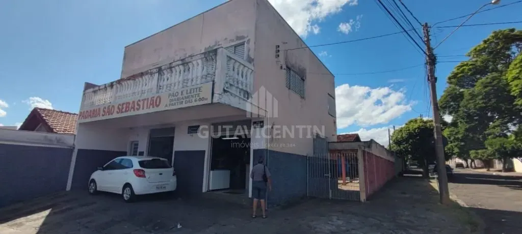SOBRADO EM BAURU-SP - PONTO COMERCIAL E RESIDENCIAL