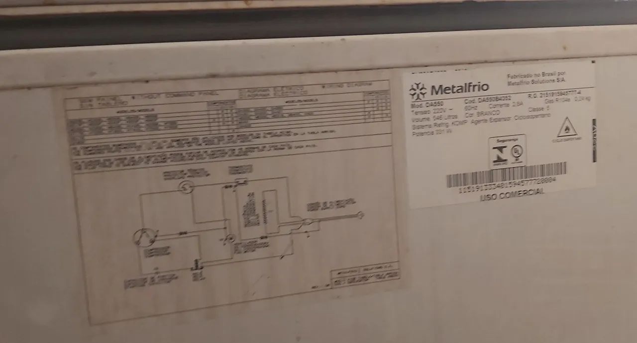 Freezer Horizontal Usado marca Metalfrio 220V 546L duas portas - Foto 3