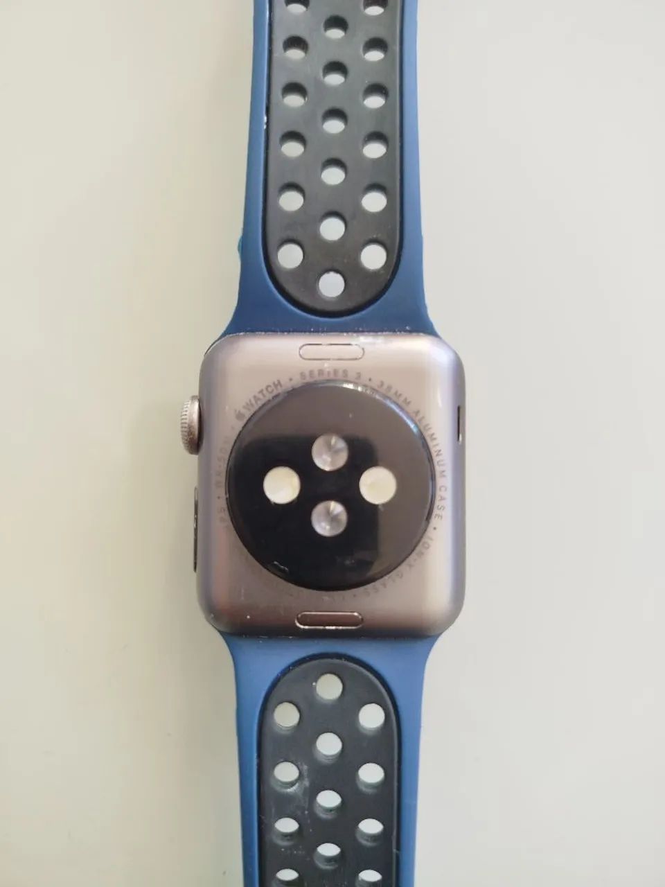 Apple Watch Série 3 38mm com pulseiras de brinde - Foto 3