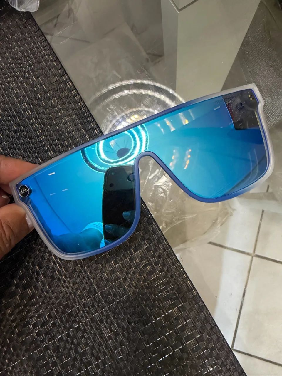Óculos de sol com proteção UV400