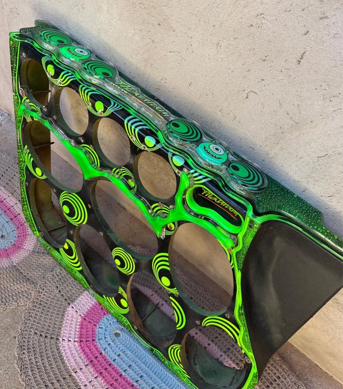 Vendo caixa com 4 graves e foros deporta e porta malas no acrilico   Do g5
