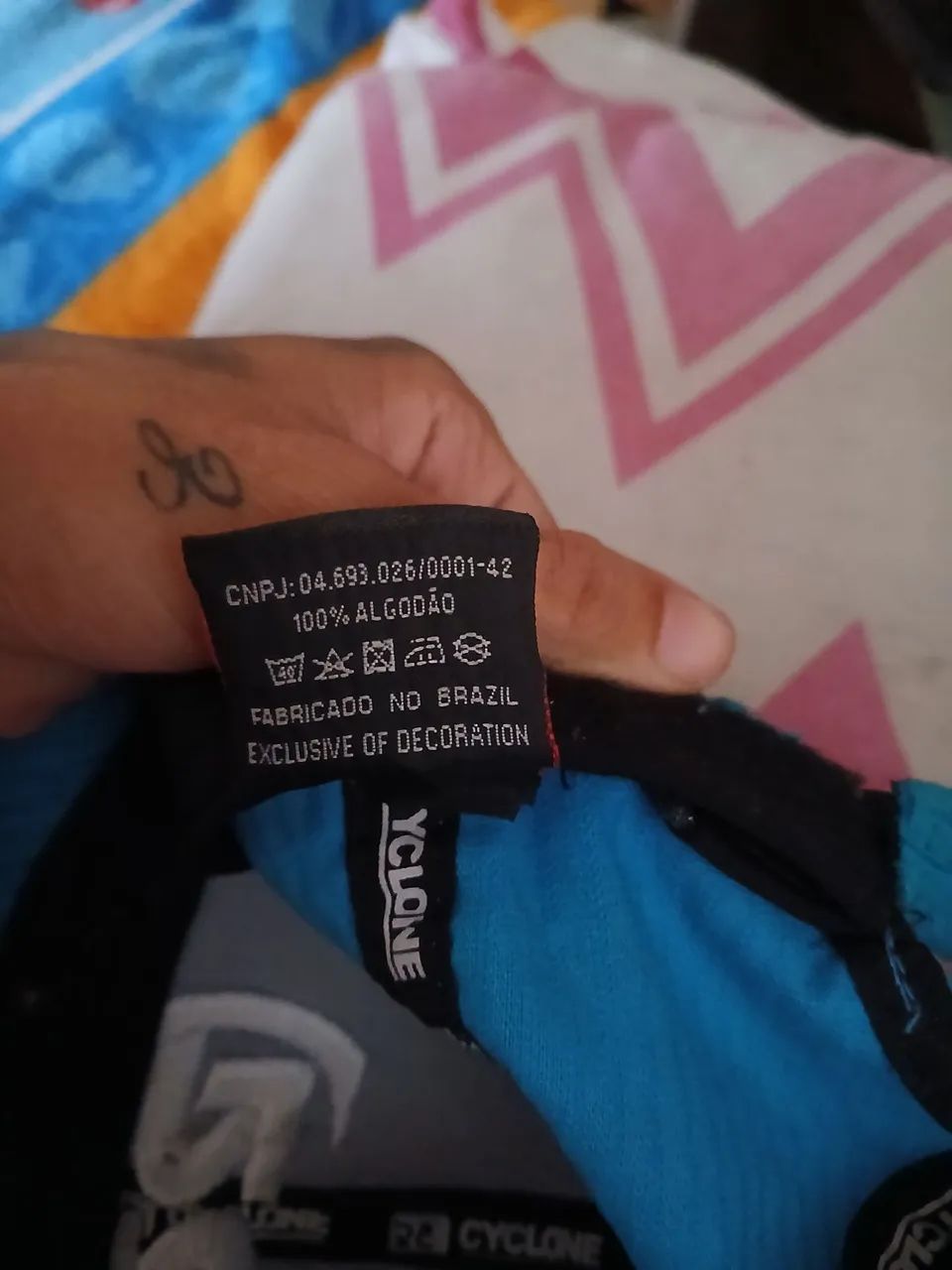 Vende-se chapéu da ciclone original pra sair logo 50 - Foto 4